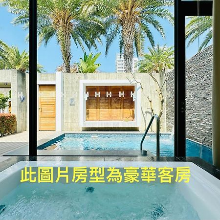 H Villa Inn Tainan Esterno foto