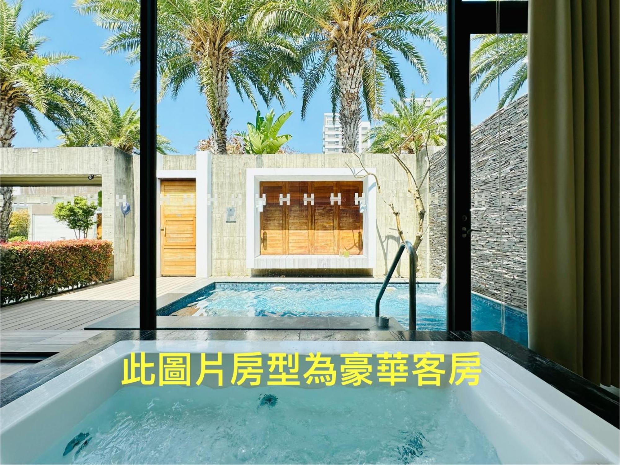 H Villa Inn Tainan Esterno foto