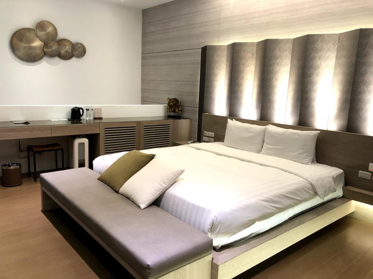 H Villa Inn Tainan Esterno foto
