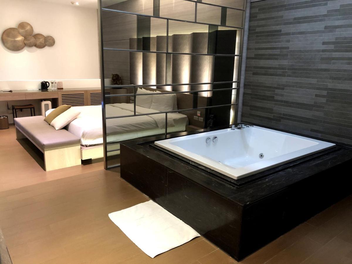 H Villa Inn Tainan Esterno foto